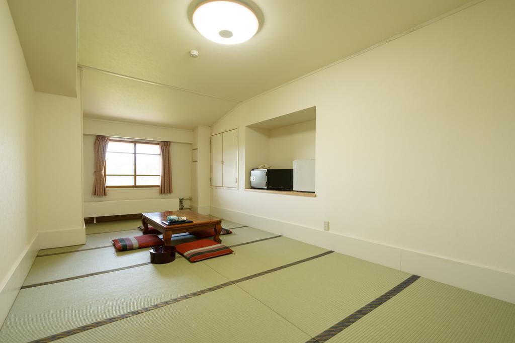 יאמנוצ'י Shiga Lake Hotel מראה חיצוני תמונה